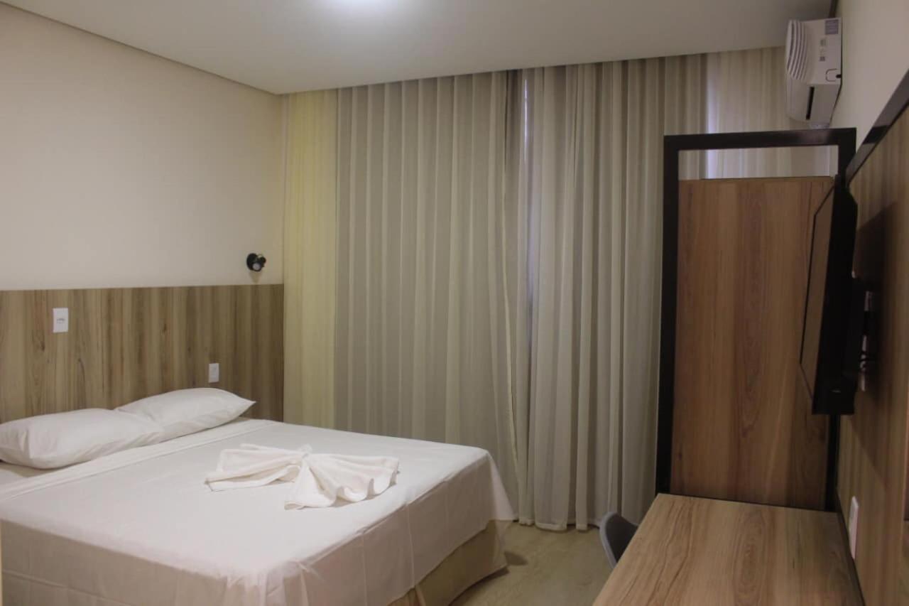 Hotel Oscar Gold Janauba Esterno foto