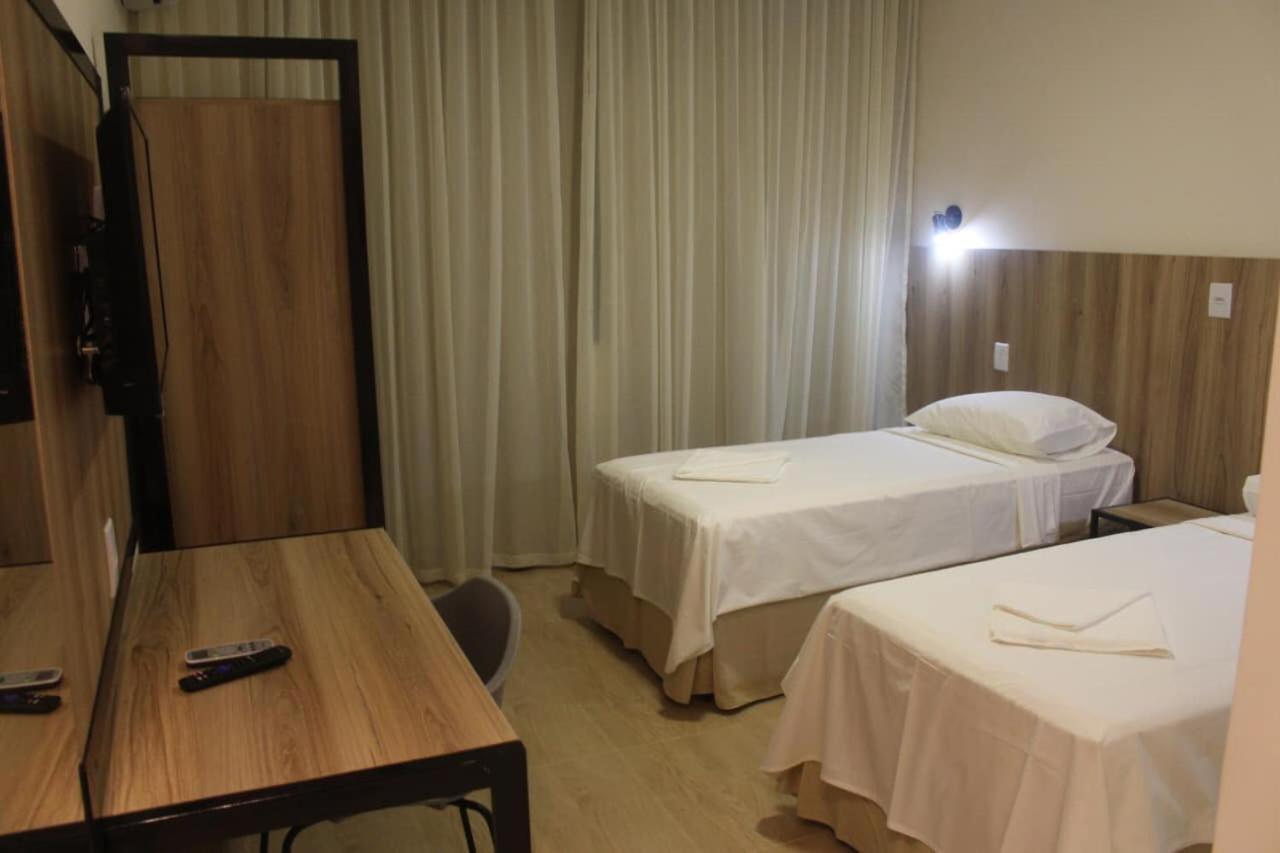 Hotel Oscar Gold Janauba Esterno foto